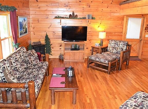 3rd image of 1155 Windy Acres