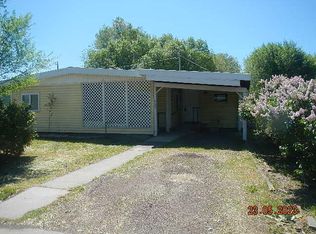 860 NW 9th St, Prineville, OR 97754