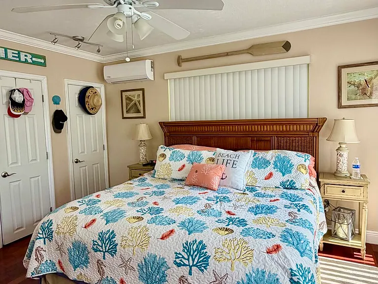 140 S Bay Harbor Dr — Photo 16