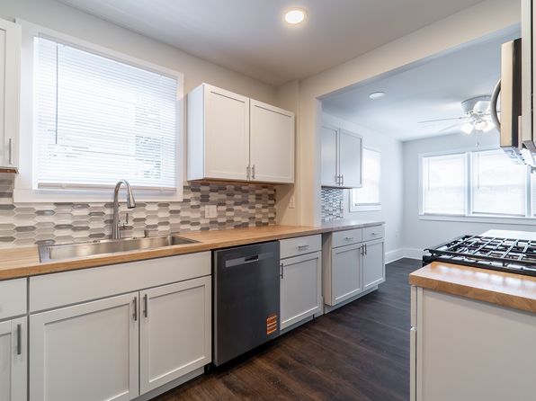 444 Violet Ct