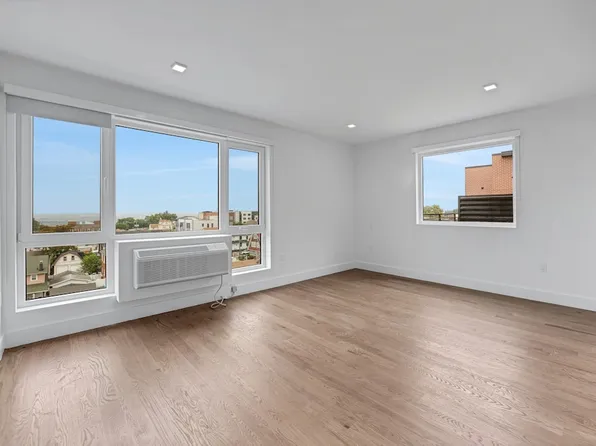 8400 4th Avenue image 6 of 36