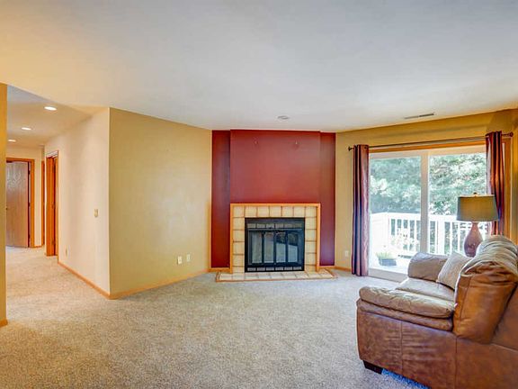 3rd image of 7838 E Oakbridge Way #2B