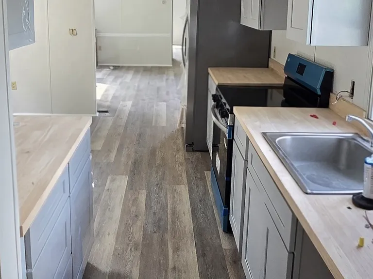 968 Cy Cir — Photo 5