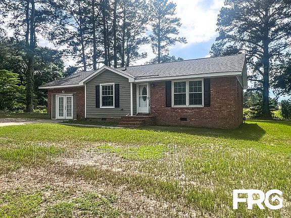 4th image of 466 Circle Dr