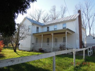 7317 Flowing Springs Rd, Shenandoah Junction, WV, 25442