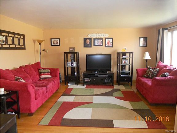 3rd image of 171 Banko Dr