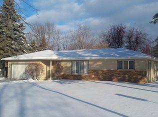 1208 Westwind Rd, Saint Cloud, MN 56303