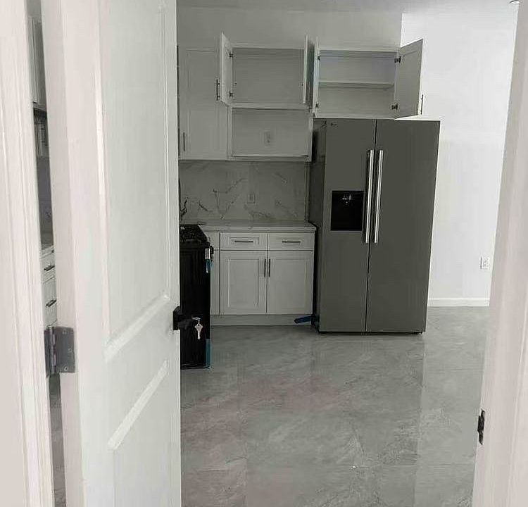 1st image of 6810 16th Ave Floor 2