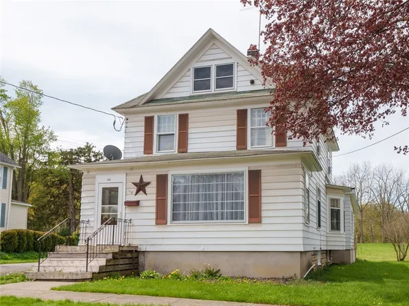 141 Grace Ave, Newark, NY 14513
