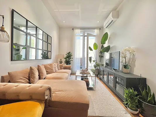Rented by Doorway NYC, LLC | media 16