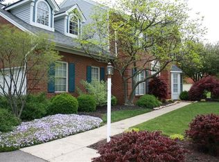 9401 Old Village Dr, Loveland, OH 45140