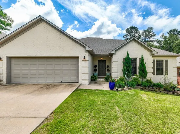 111 Summit Valley Cir, Maumelle, AR 72113
