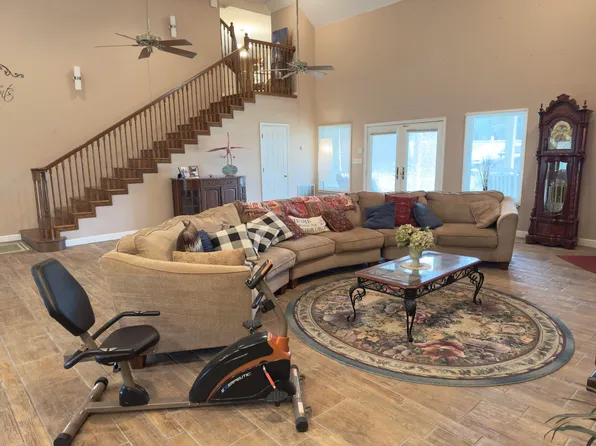 3955 Highway 77, Chipley, FL 32428