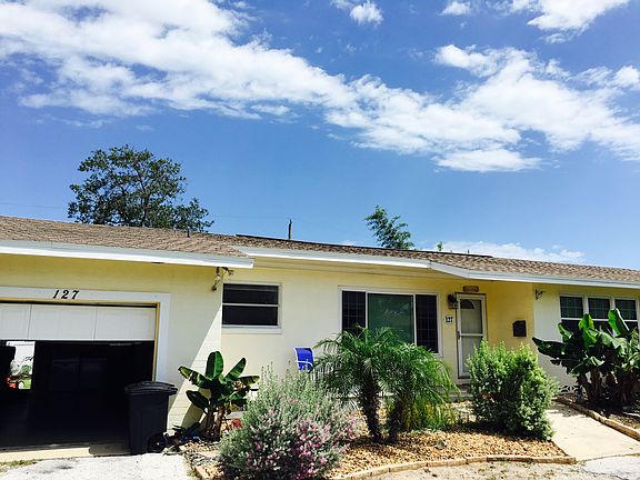 3rd image of 127 Driftwood Ave