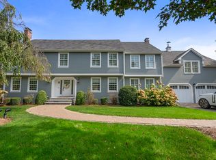 17 Raven Rd, Canton, MA 02021