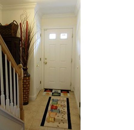 3rd image of 70 Fountain St APT 8
