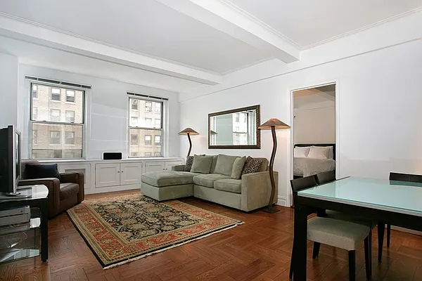 Sold by Corcoran | media 8