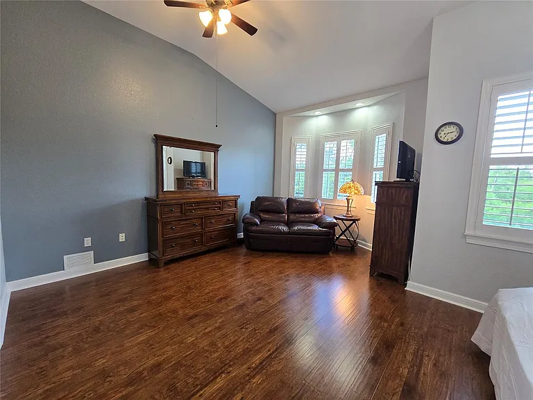 5429 46th Ct W — Photo 27