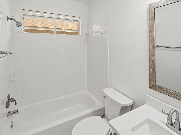 1144 Miss Kimberlys Ln — Photo 16