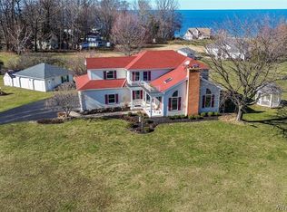 6623 Hummingbird Ln, Appleton, NY 14008