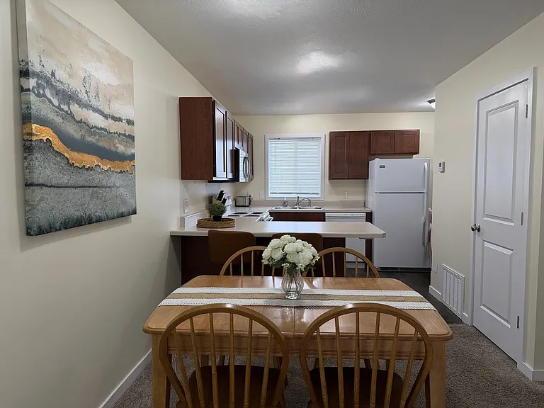 3835-3906 Vale Dr — Photo 21