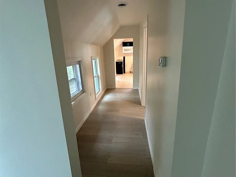 286 Normal Ave #UPPER — Photo 12