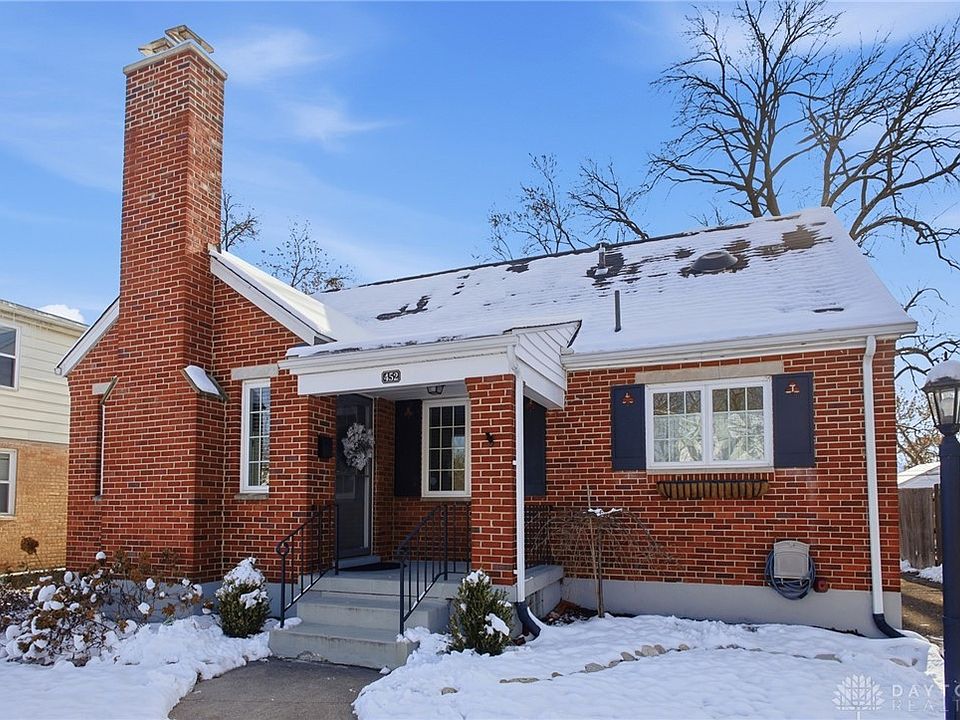 1st image of 452 Orchard Dr