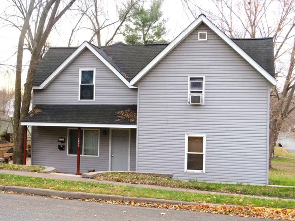 1202 13th Ave East, 1202 13th Ave E #2, Menomonie, WI 54751