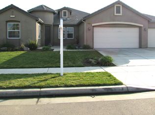 6297 E Andrews Ave, Fresno, CA