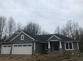 13866 Shavano Peak Dr, Middlebury, IN 46540