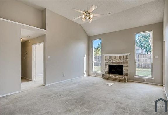 5th image of 8614 Holland Ave