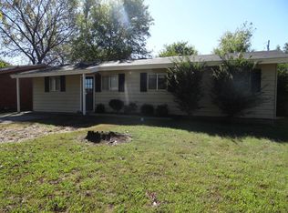 1004 E H St, Russellville, AR 72801