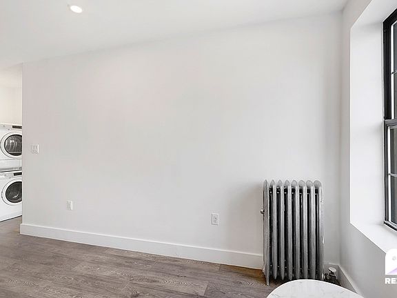 3rd image of 476 W 165th St APT 5A