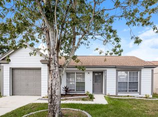 310 Regal Park Dr, Valrico, FL 33594