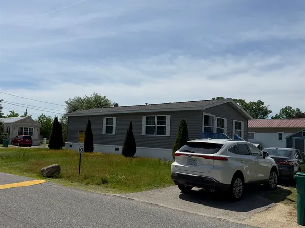 19 Holly Park Lane, Rochester, NH 03867