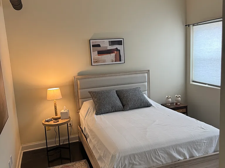 220 W Market St — Photo 6