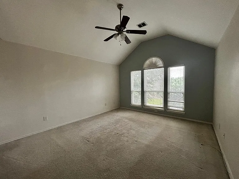 7154 Tularosa Ct — Photo 15