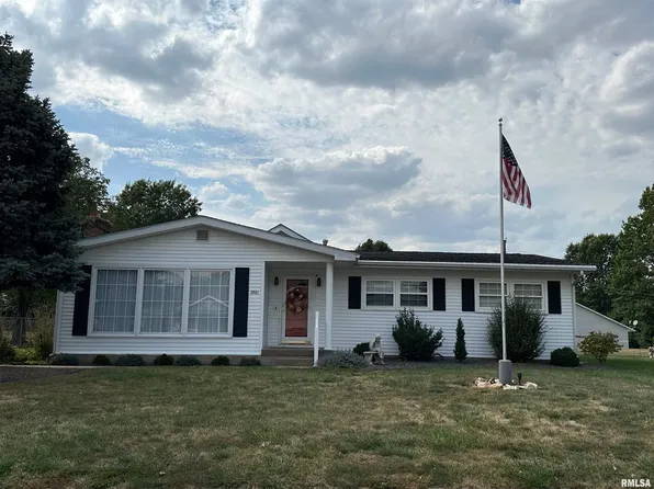 2901 Riverside Ter, Quincy, IL 62305