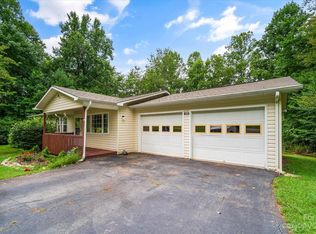 288 Springdale Dr, Marion, NC 28752