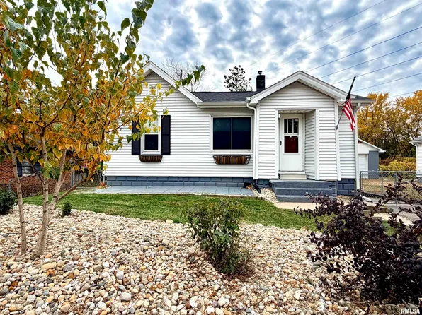 1002 E Samuel Ave, Peoria Heights, IL 61616