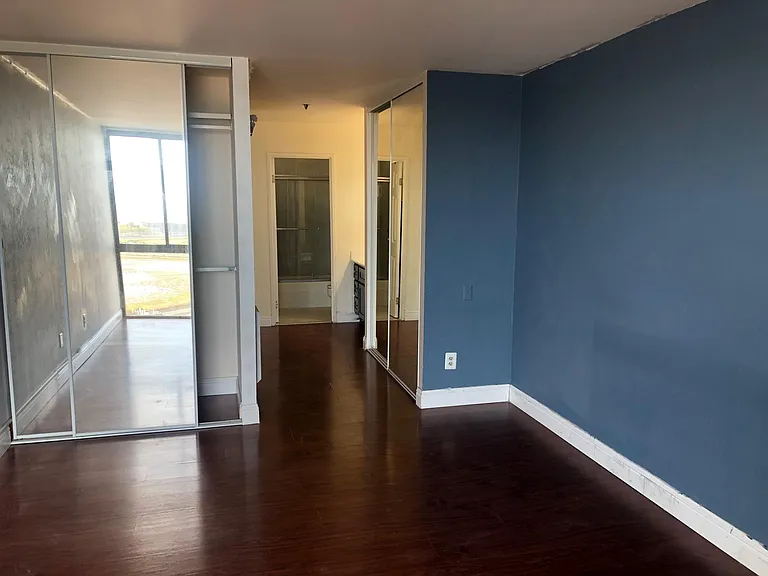555 Pierce St #1201 — Photo 9