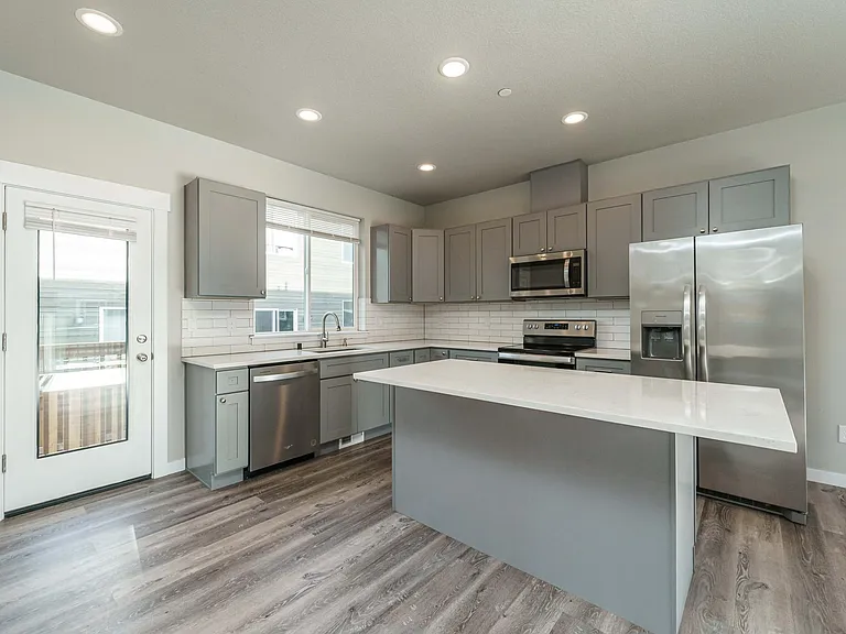804 NW 7th Ave — Photo 9