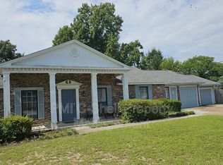 4625 Treeline Dr, Pensacola, FL 32504