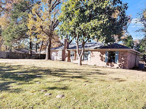 3rd image of 135 County Road 2426