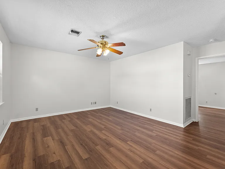 717 Cedar Bayou Rd #7 — Photo 9