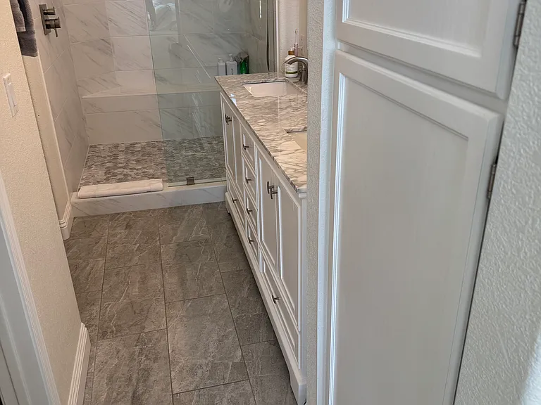 1143 E Frye Rd — Photo 42