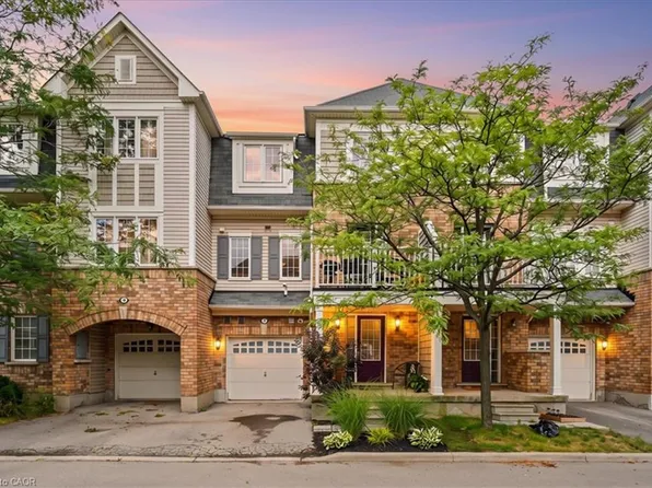 7 Sirente Dr #7, Hamilton, ON L9A 0B4