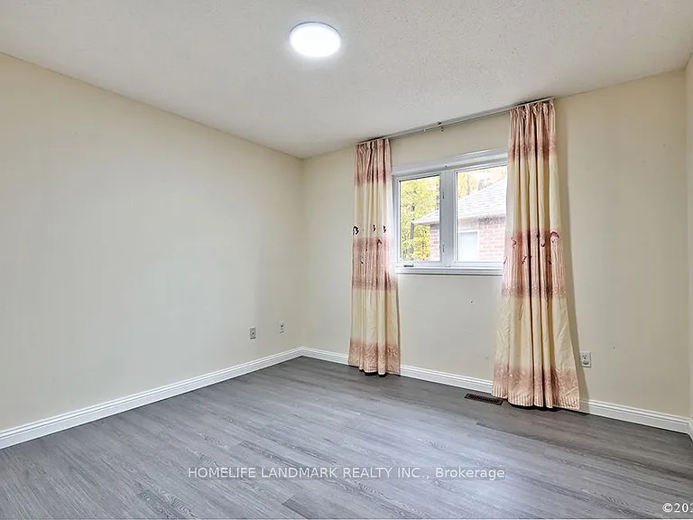 149 Shepton Way — Photo 13
