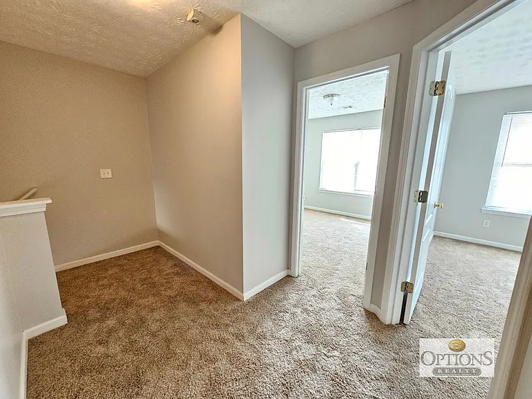 752 Georgetown Ct — Photo 19