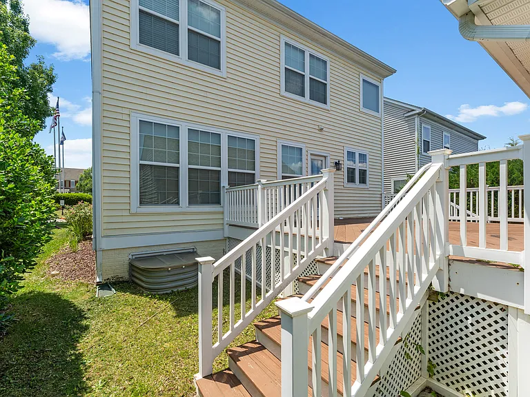 17231 Library Blvd — Photo 41